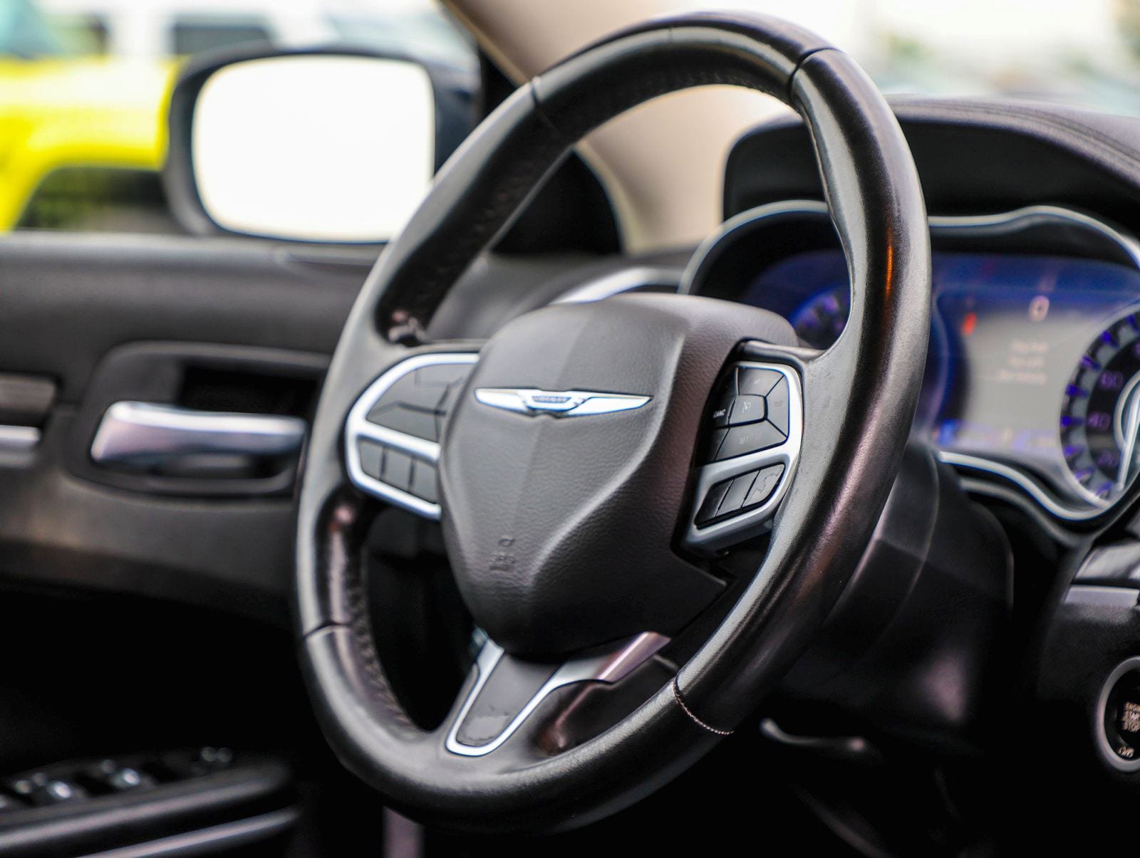 Used 2021 Chrysler 300 Touring w/ Sport Appearance Package RWD image 11