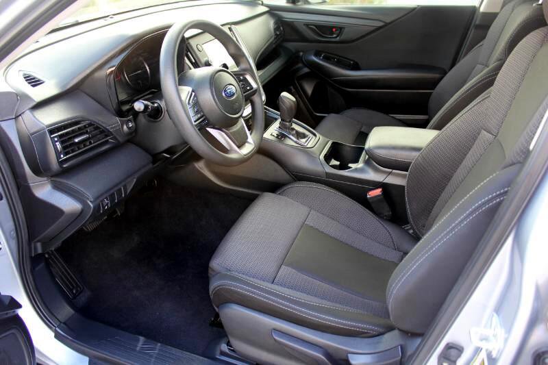 Used 2025 Subaru Outback image 9