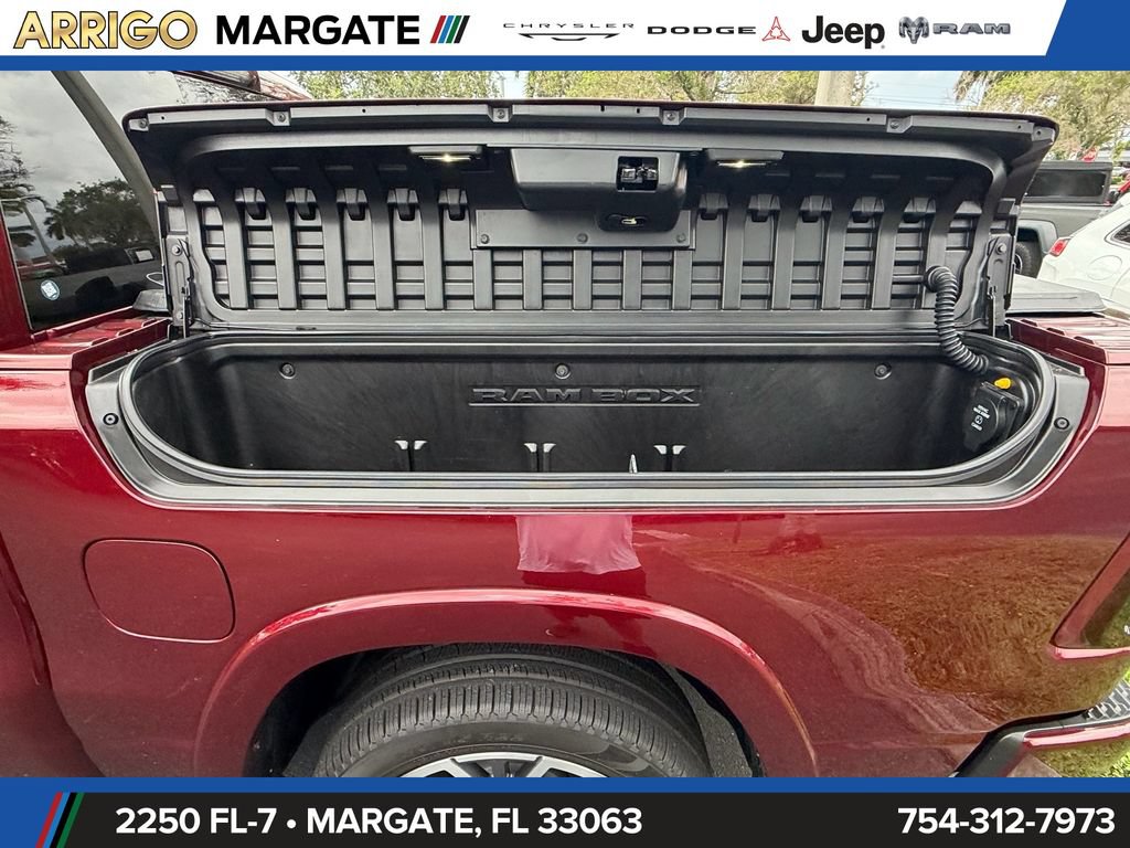 Used 2025 RAM 1500 Tungsten AWD/4WD image 16