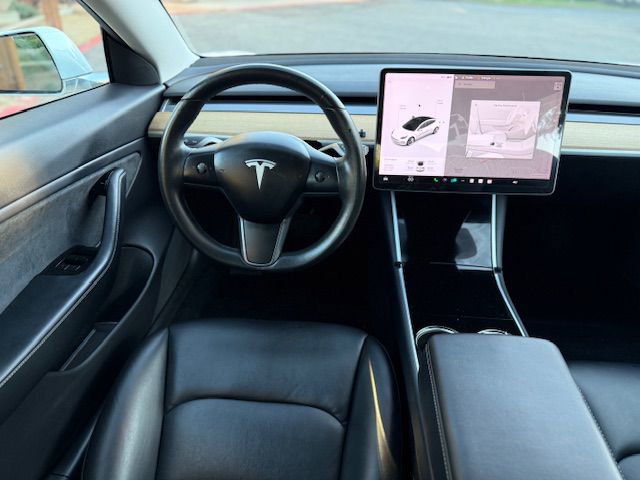 Used 2018 Tesla Model 3 Long Range image 24
