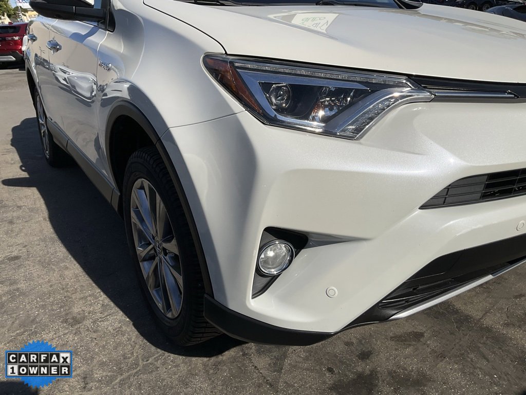 Used 2017 Toyota RAV4 Limited image 70