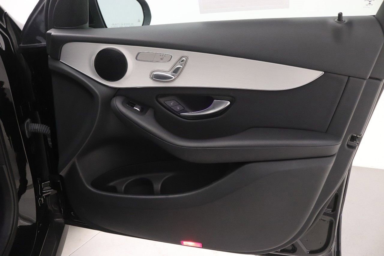 Certified 2022 Mercedes-Benz GLC 300 image 24