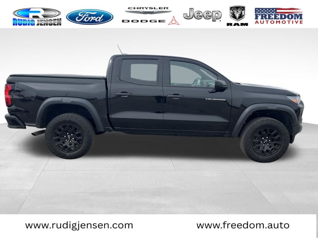 Used 2023 Chevrolet Colorado Trail Boss image 3