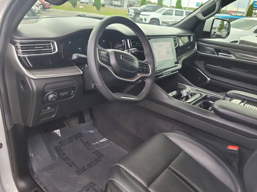 Certified 2022 Jeep Wagoneer Series III w/ Flexible Seating Group RWD image 22