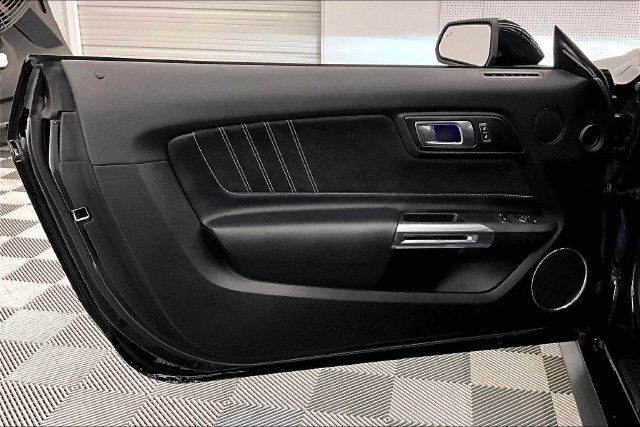Used 2021 Ford Mustang GT Premium w/ Black Accent Package RWD image 19