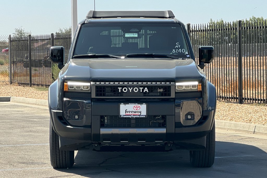 New 2027 Toyota Land Cruiser w/ Premium Package AWD/4WD image 9