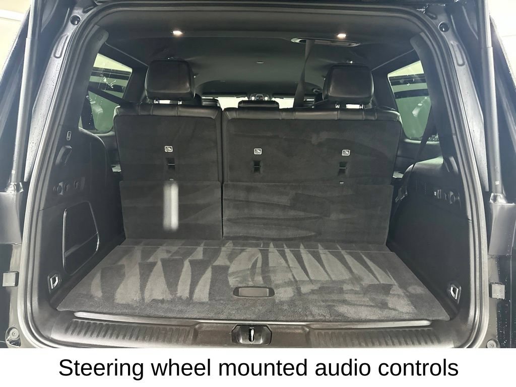 Used 2025 Jeep Wagoneer Series II AWD/4WD image 30