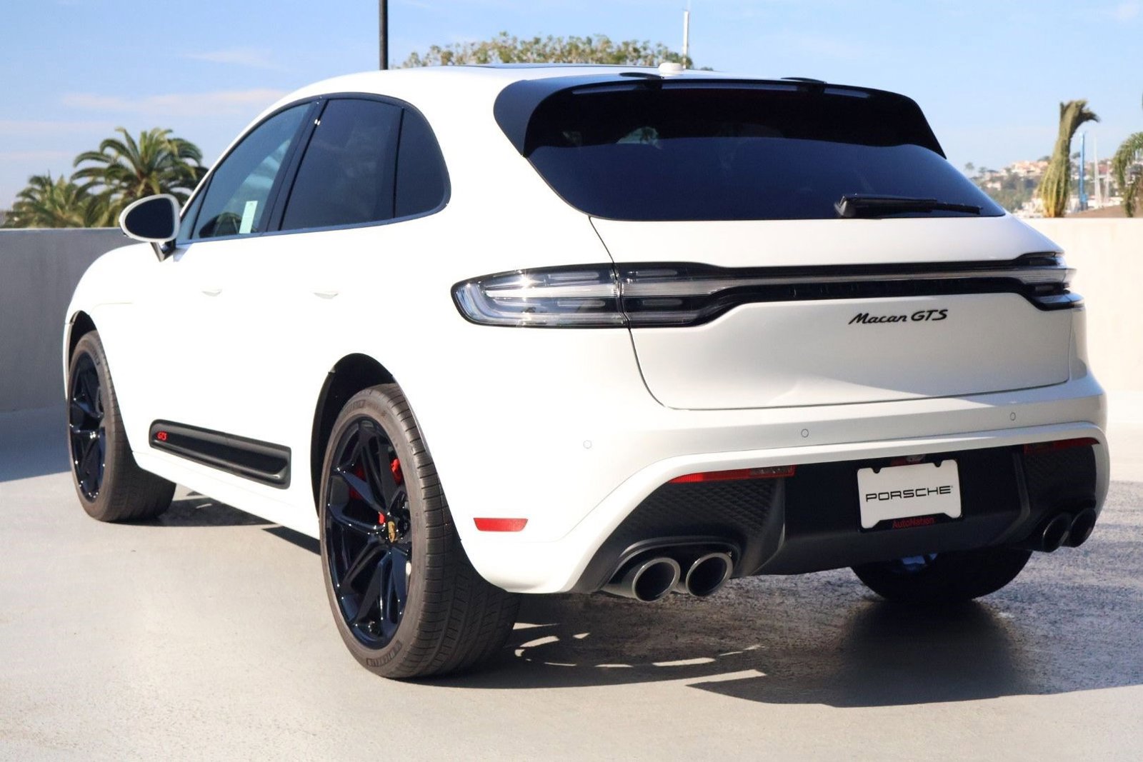 New 2026 Porsche Macan GTS image 3