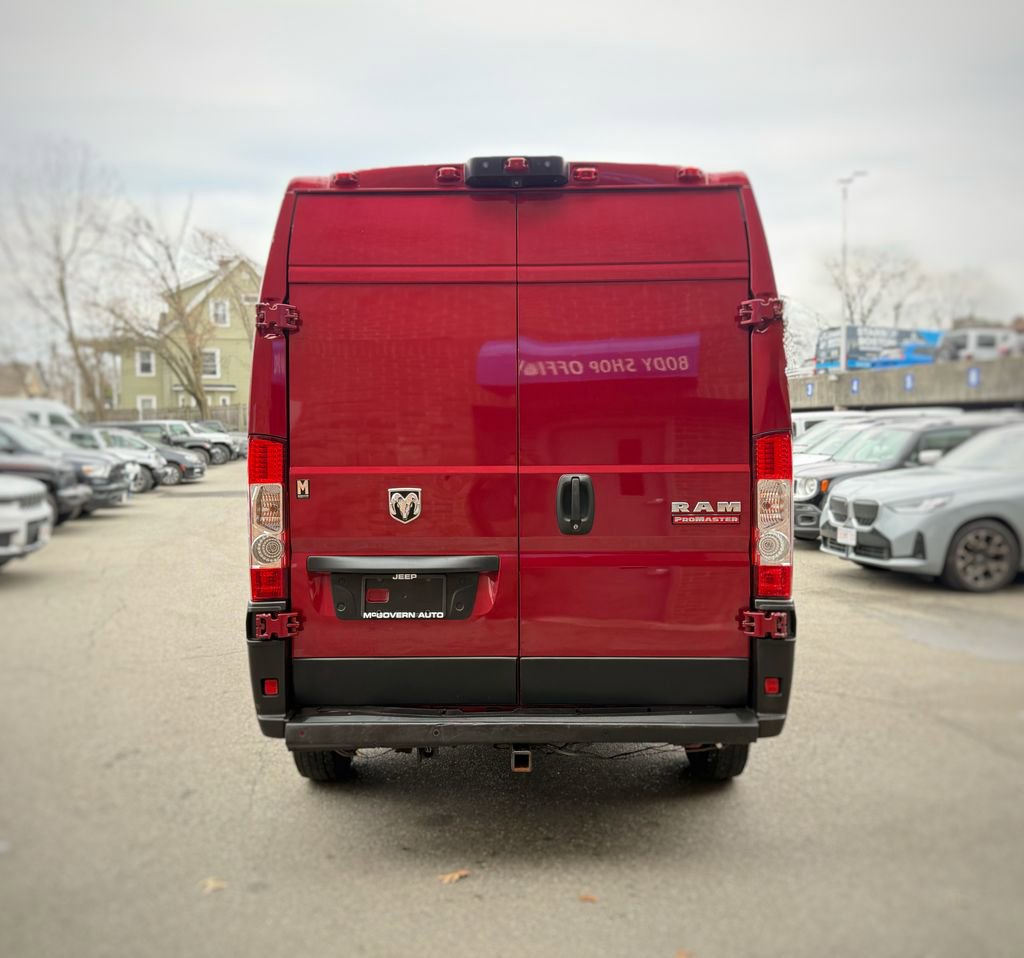 Used 2022 RAM ProMaster 2500 w/ Driver Convenience Group FWD image 4