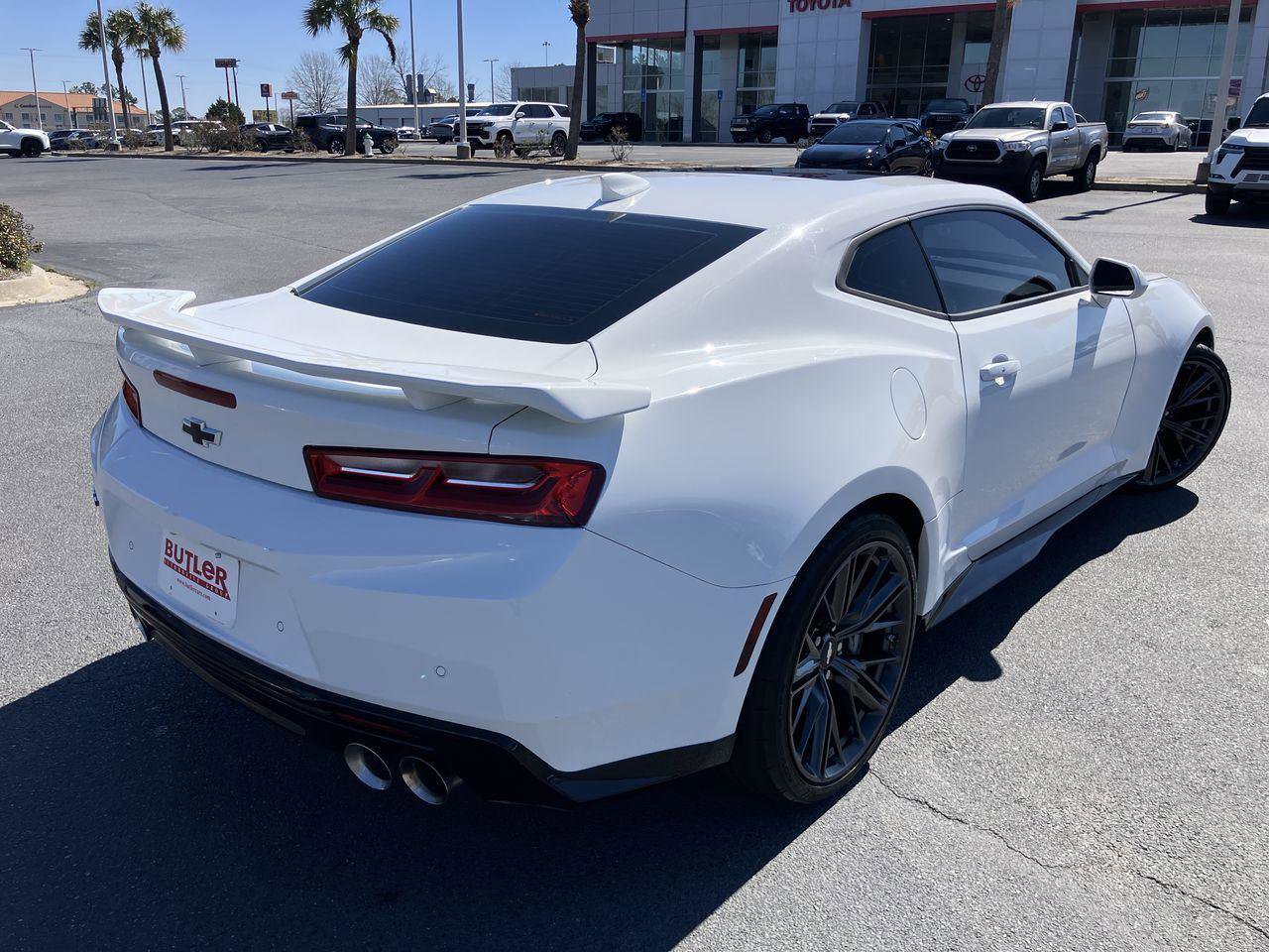 Used 2017 Chevrolet Camaro ZL1 image 5