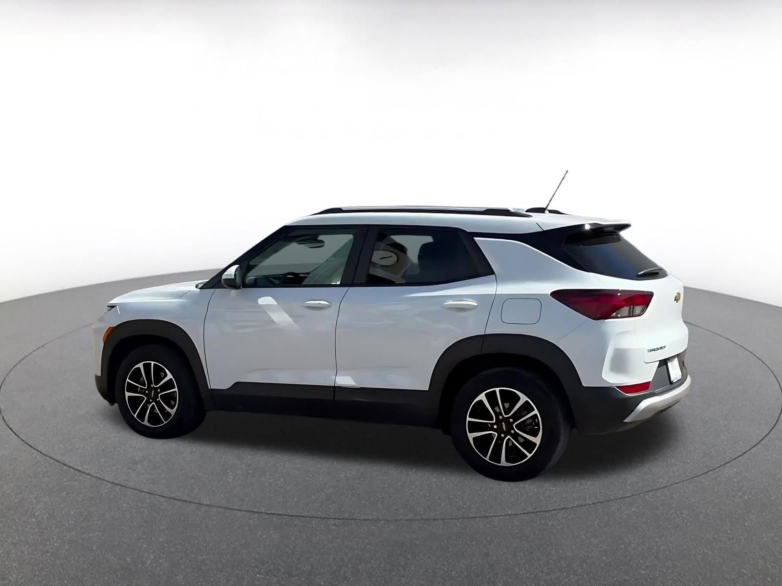 Used 2025 Chevrolet TrailBlazer LT image 10