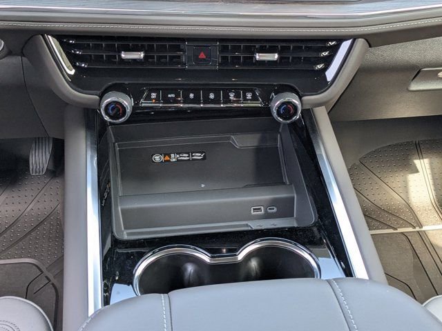New 2026 Chevrolet Suburban LT w/ Comfort Package RWD image 19
