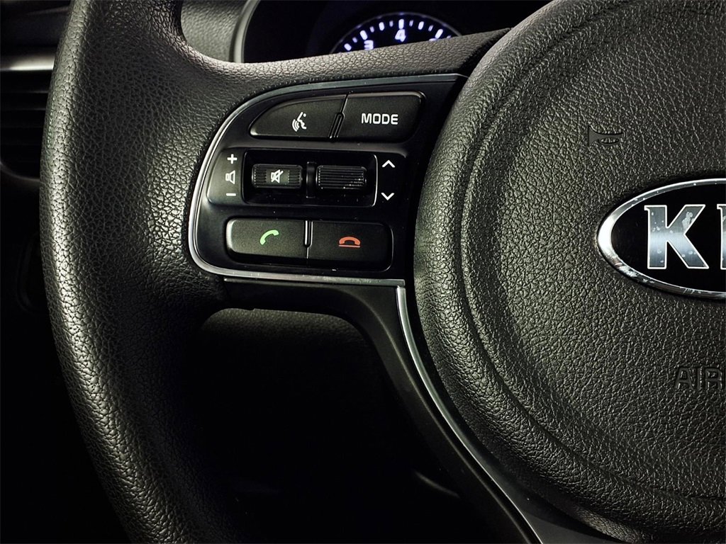 Used 2018 Kia Optima LX image 18