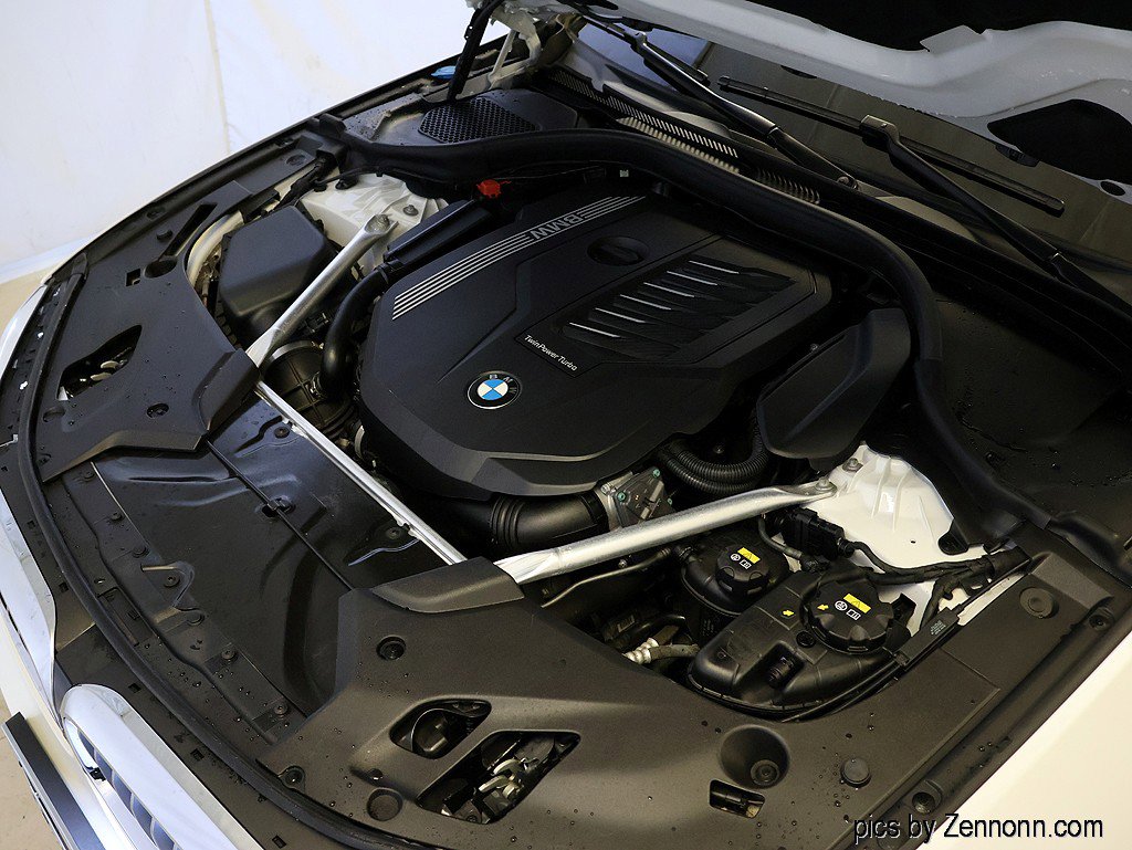 Used 2020 BMW 540i xDrive w/ Premium Package image 41