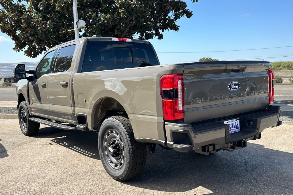 New 2027 Ford F250 XLT w/ XLT Premium Package AWD/4WD image 6