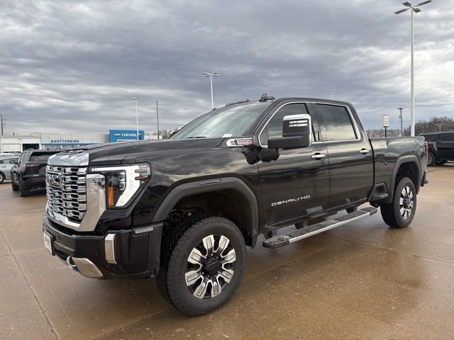 Used 2024 GMC Sierra 2500 Denali w/ Denali Reserve Package image 8