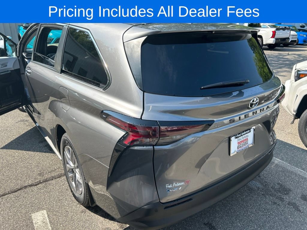 New 2026 Toyota Sienna XLE FWD image 49