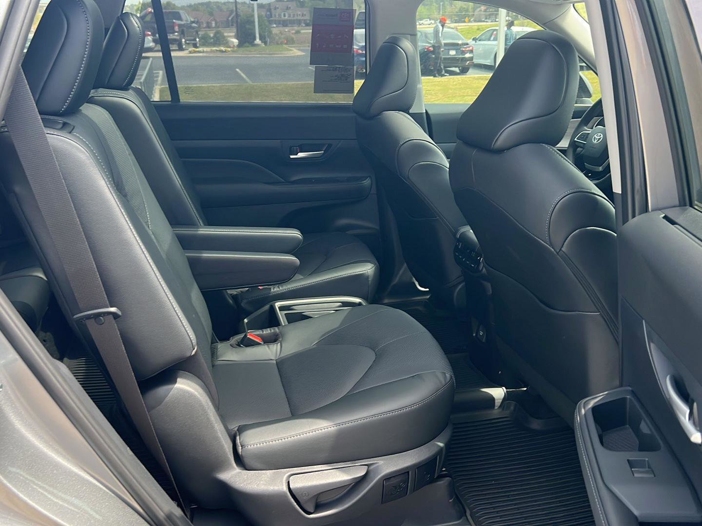 New 2026 Toyota Grand Highlander Limited image 14