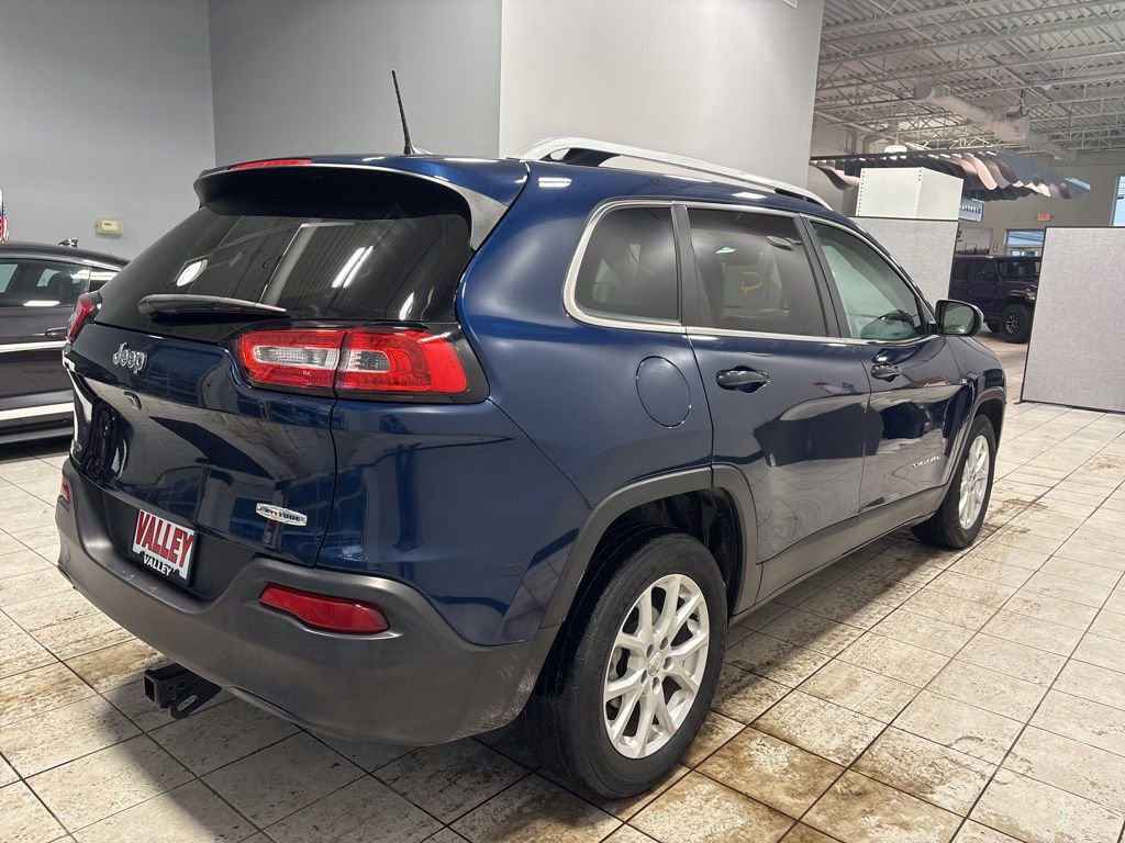 Used 2018 Jeep Cherokee Latitude Plus w/ Comfort/Convenience Group image 15
