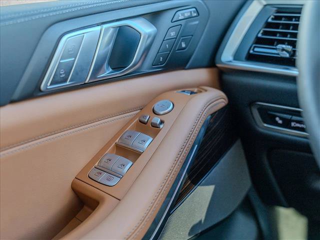 Used 2026 BMW X7 xDrive40i image 29