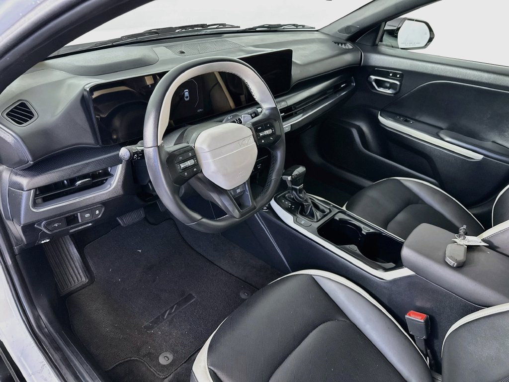 Used 2025 Kia K4 GT-Line w/ GT-Line Premium Package FWD image 27