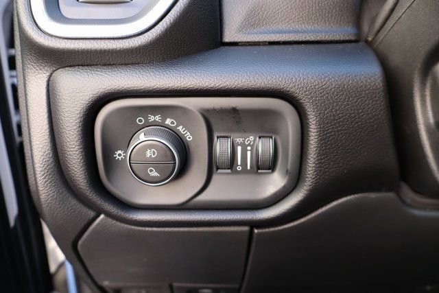 Used 2025 RAM 2500 Laramie image 16