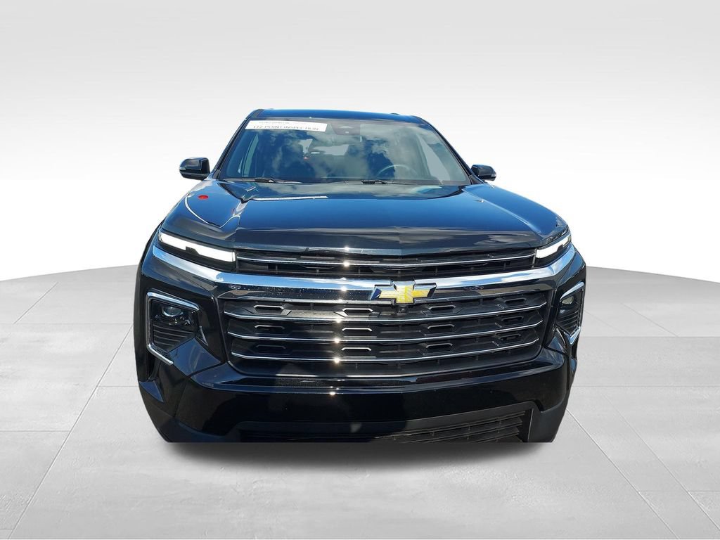 Used 2025 Chevrolet Traverse LT w/ Driver Confidence Package AWD/4WD image 8