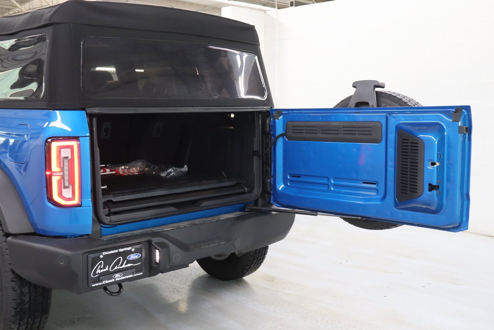 New 2024 Ford Bronco Big Bend image 7