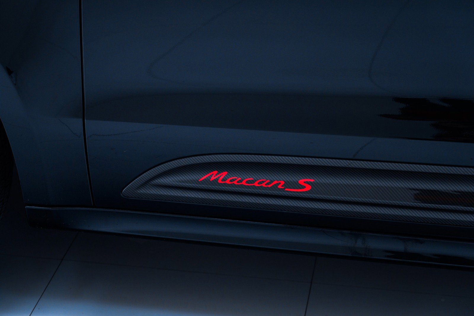 New 2026 Porsche Macan S AWD/4WD image 13