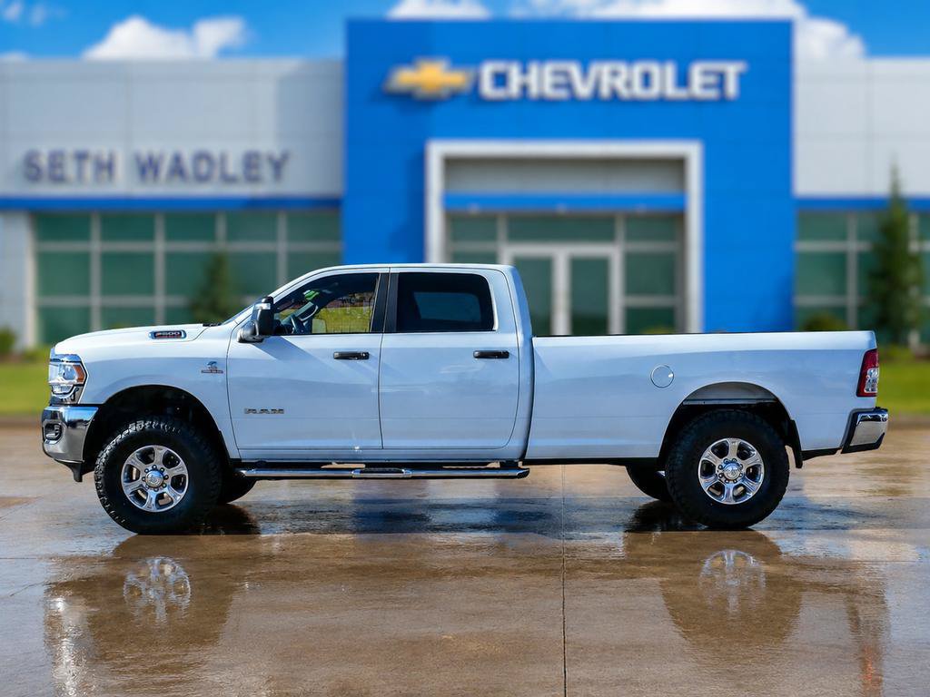 Used 2024 RAM 3500 Big Horn AWD/4WD image 4