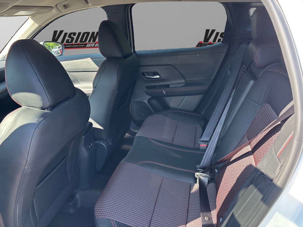 New 2025 Nissan Kicks SR image 10