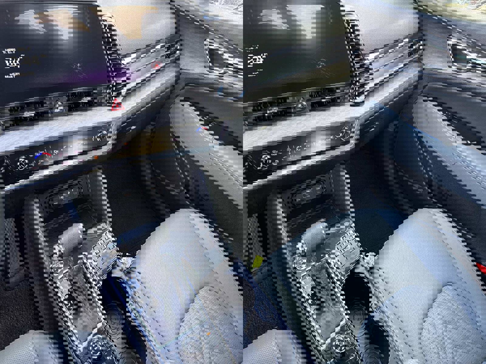 Used 2023 Kia Sportage X-Line w/ X-Line Premium Package image 23