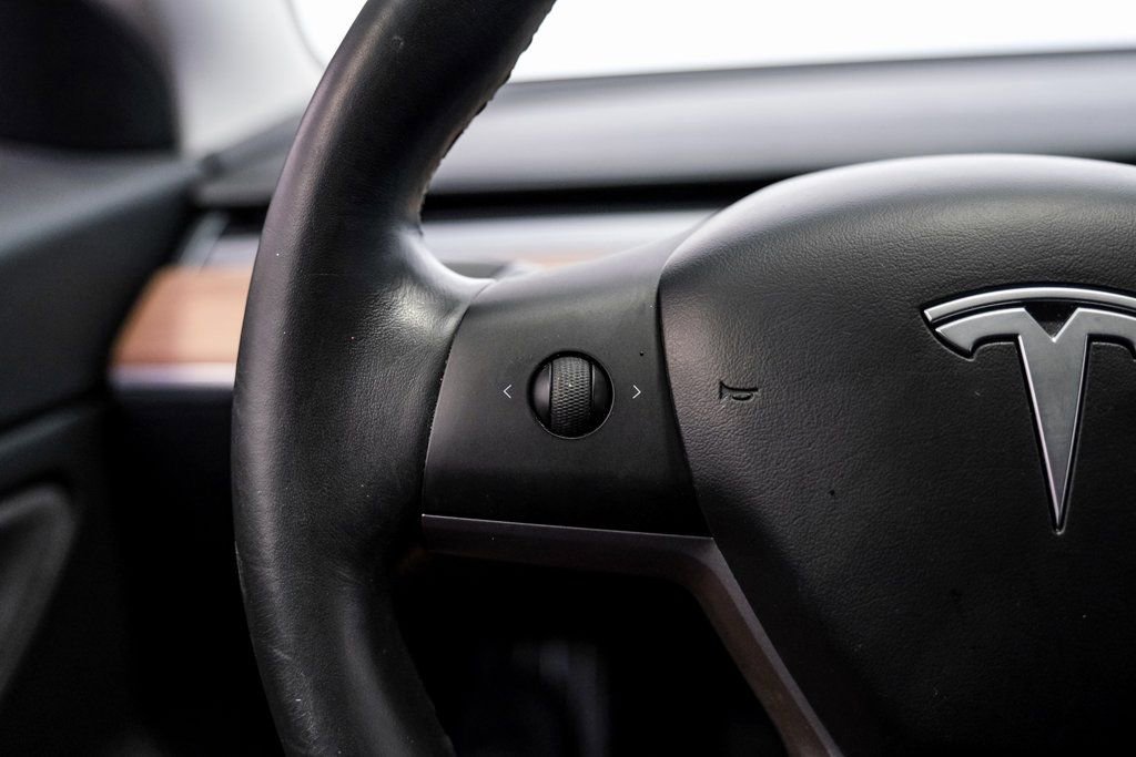 Used 2018 Tesla Model 3 Long Range image 18