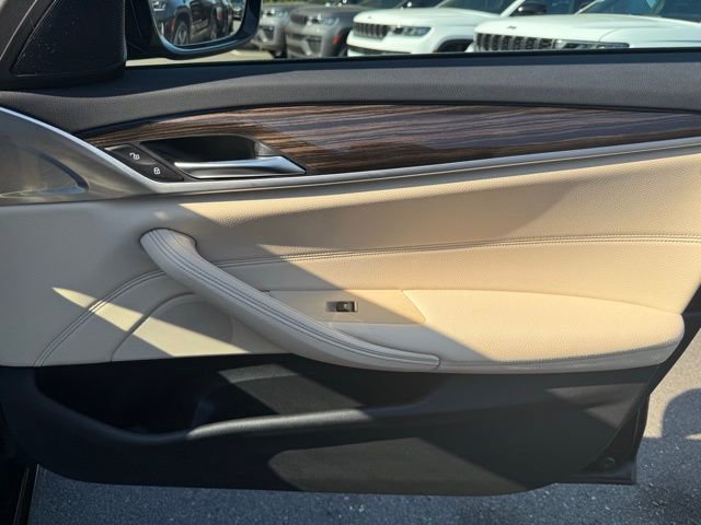 Used 2019 BMW 540i xDrive w/ Convenience Package image 32