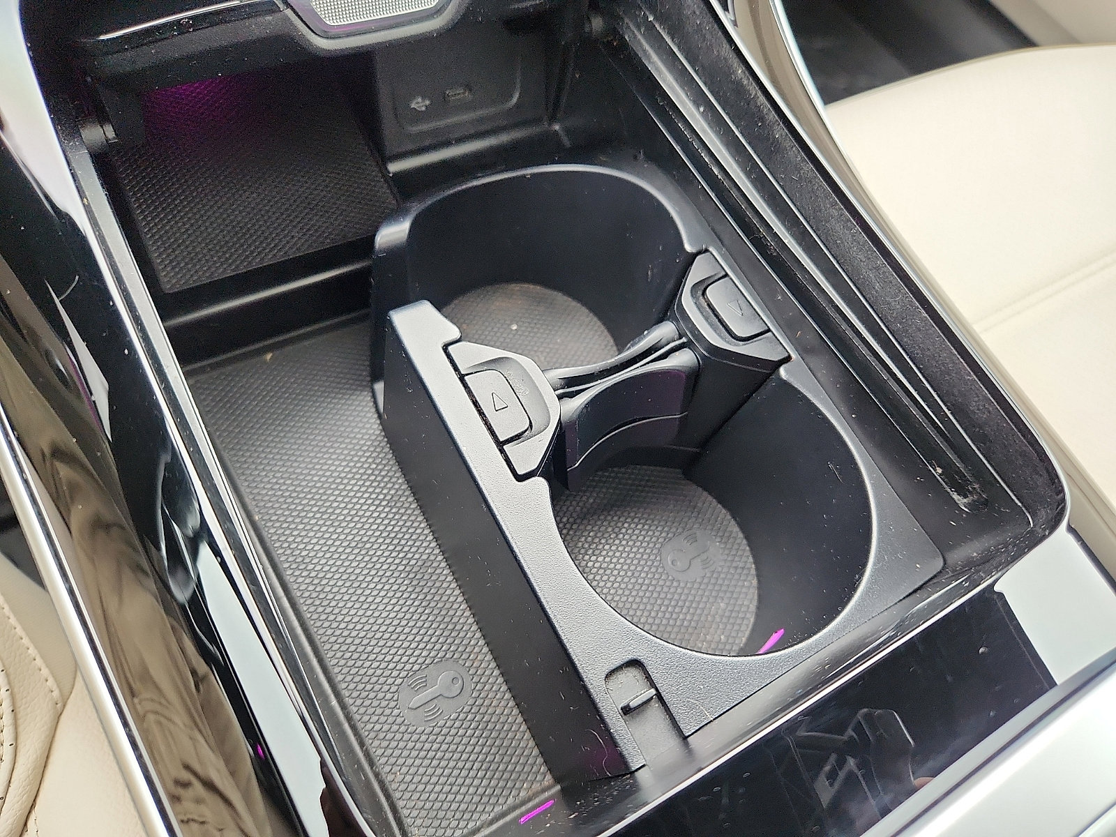 Certified 2022 Mercedes-Benz C 300 4MATIC Sedan image 26