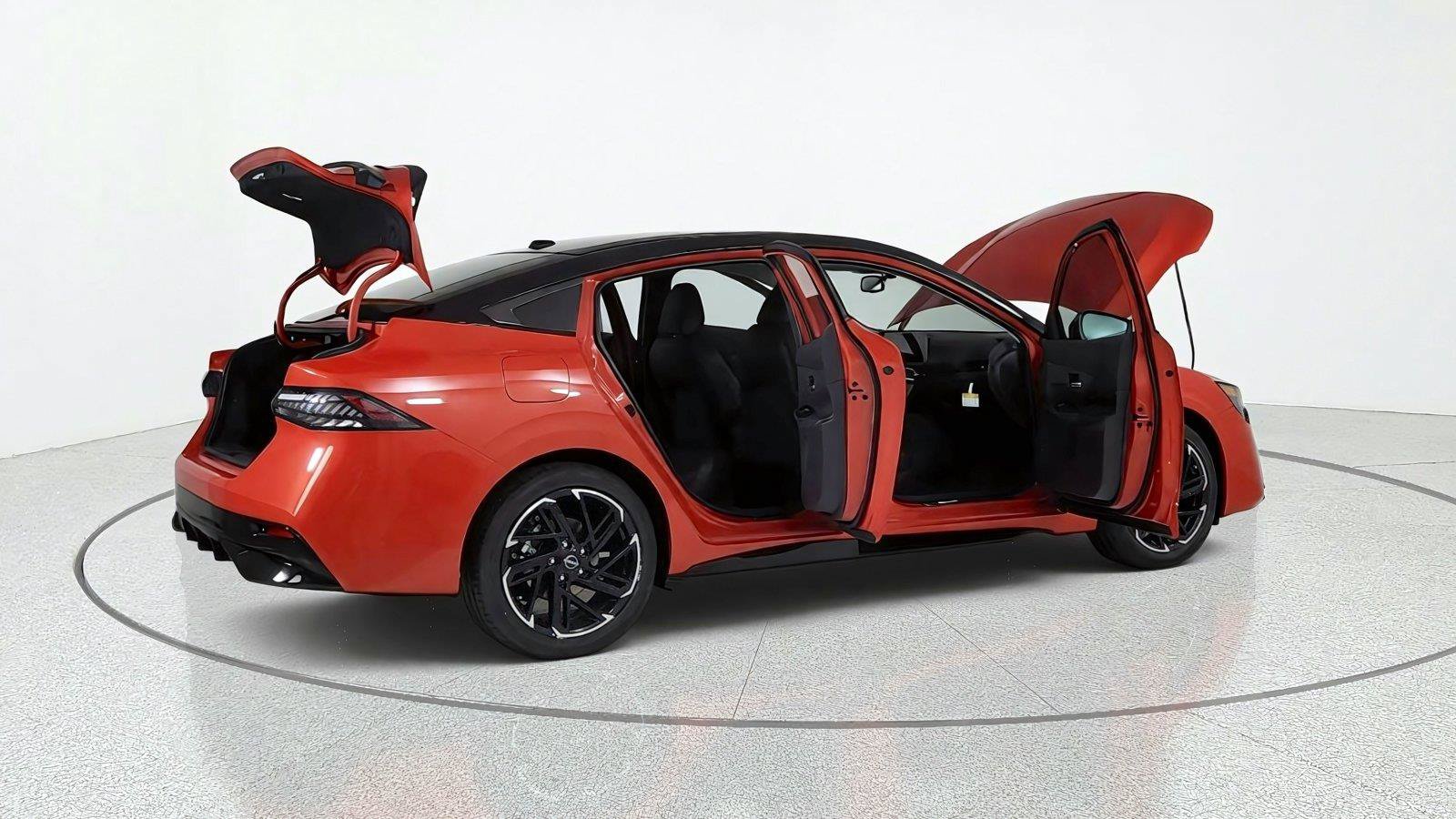 New 2027 Nissan Sentra SR w/ SR Premium Package FWD image 14
