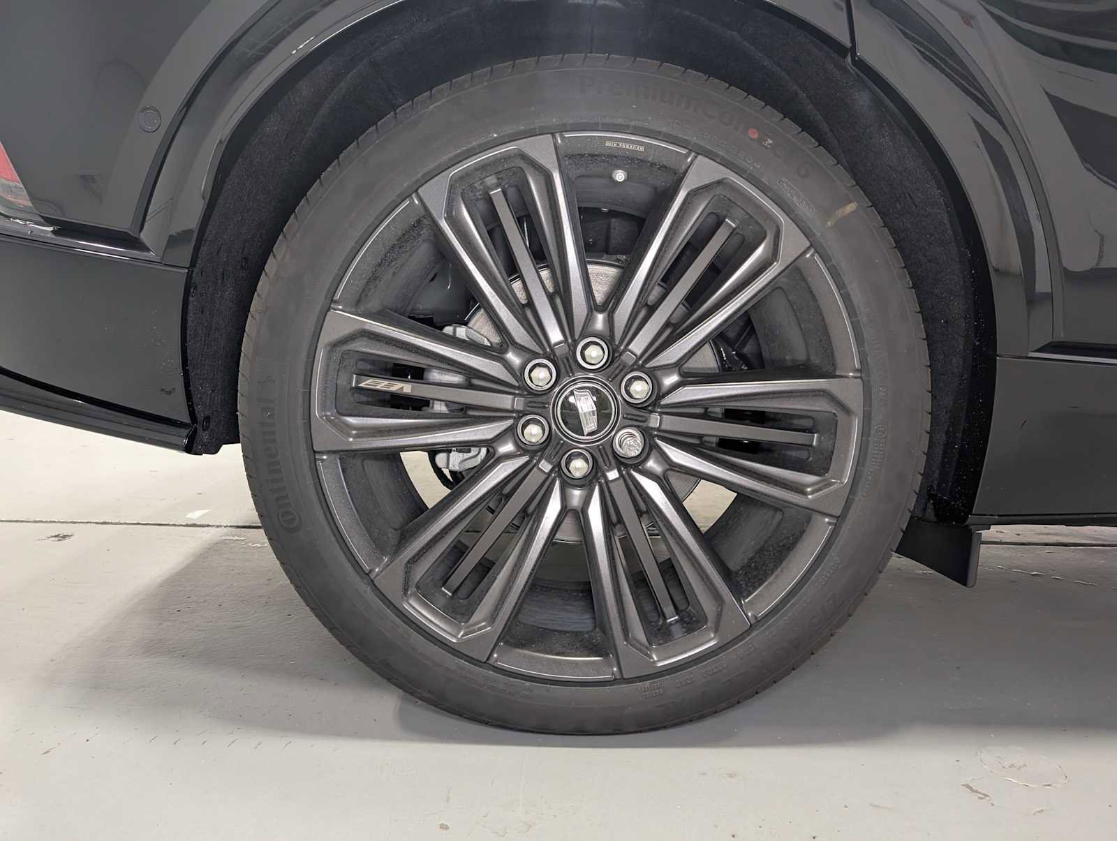 New 2026 Cadillac Lyriq V image 3