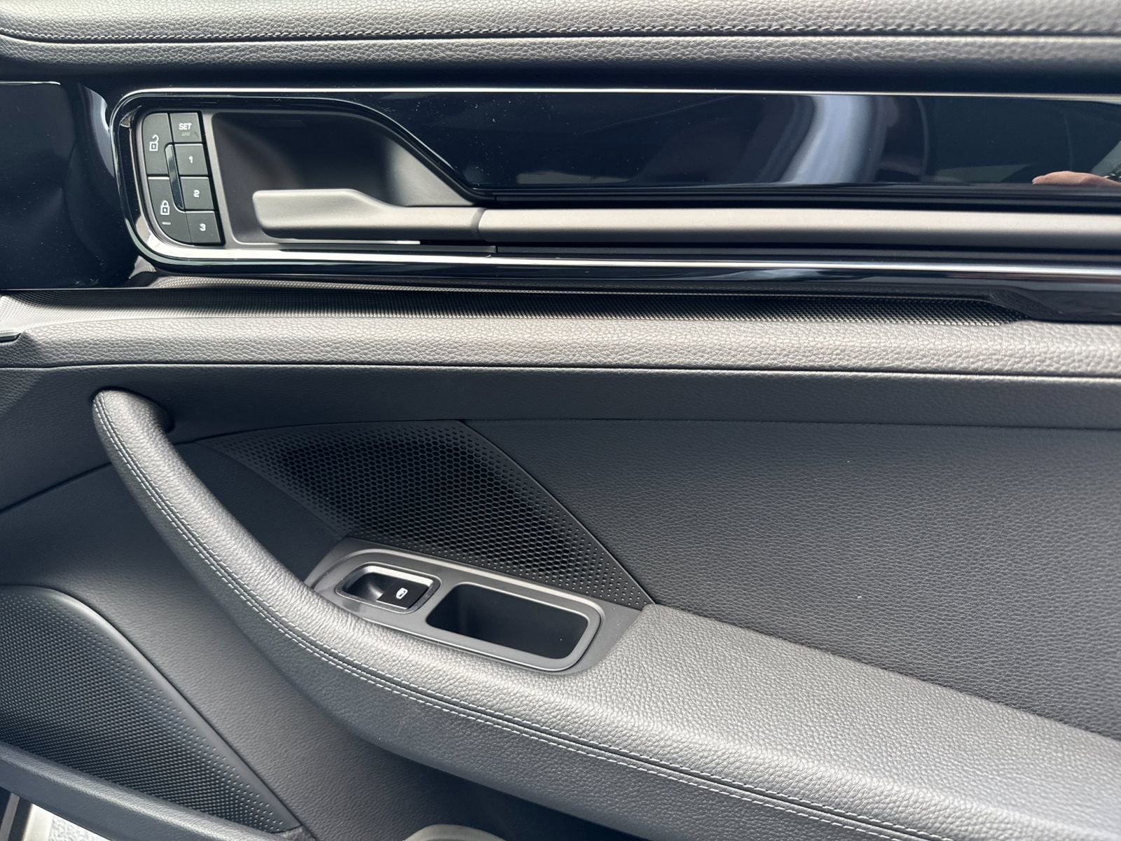 New 2026 Porsche Panamera 4 AWD/4WD image 19