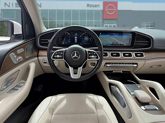 Used 2022 Mercedes-Benz GLS 450 4MATIC image 8