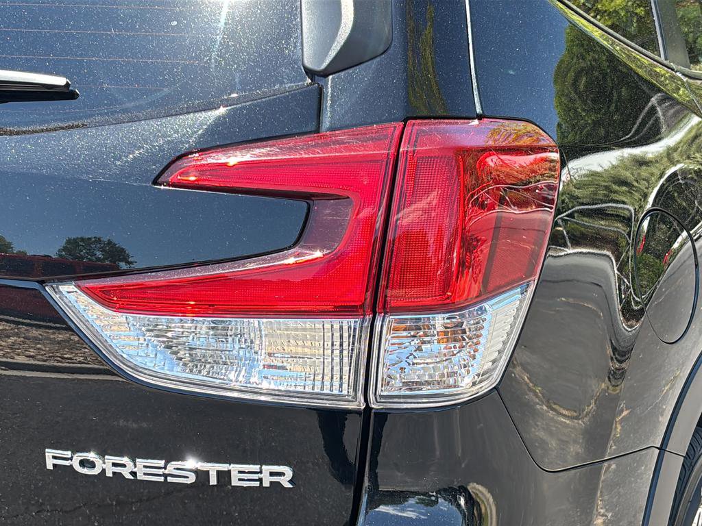 Used 2023 Subaru Forester Premium AWD/4WD image 13