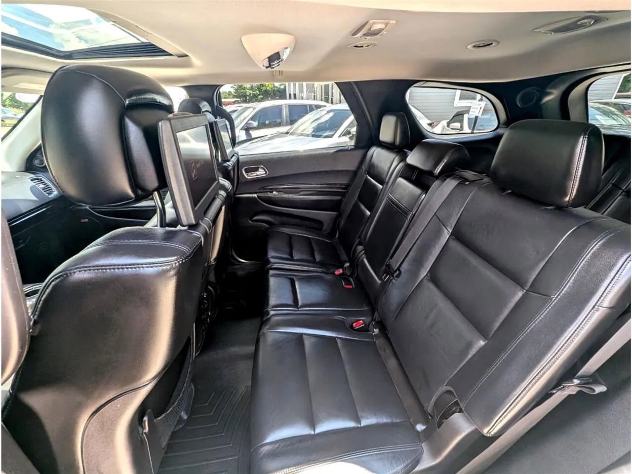 Used 2015 Dodge Durango Limited w/ Premium Group image 38