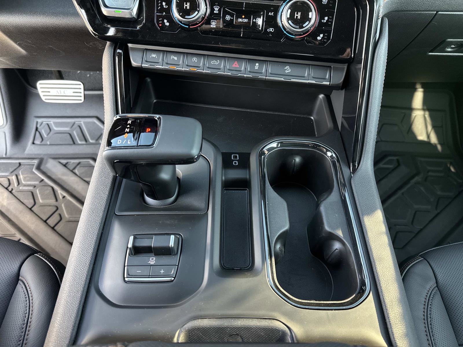 New 2026 GMC Sierra 1500 AT4 w/ Technology Package AWD/4WD image 33