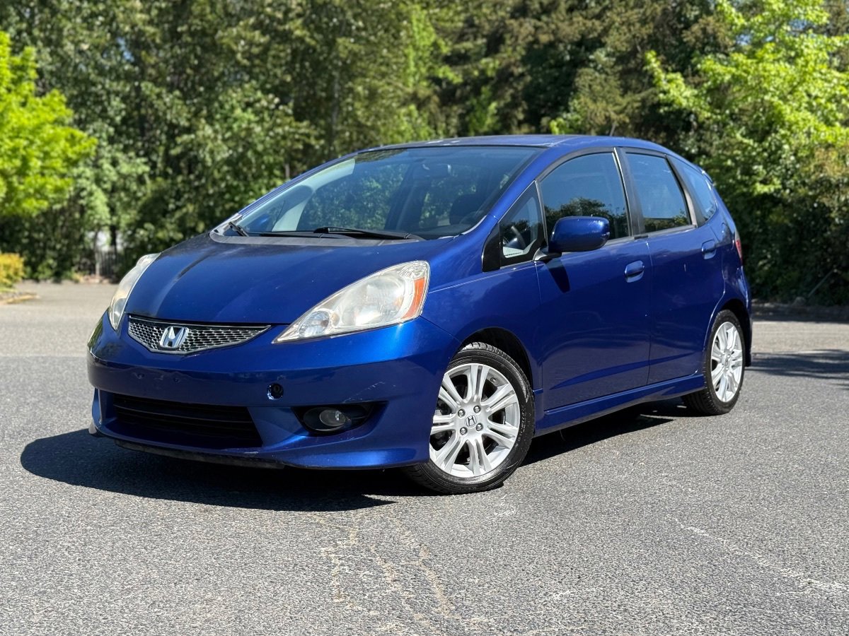 Used 2010 Honda Fit Sport image 7