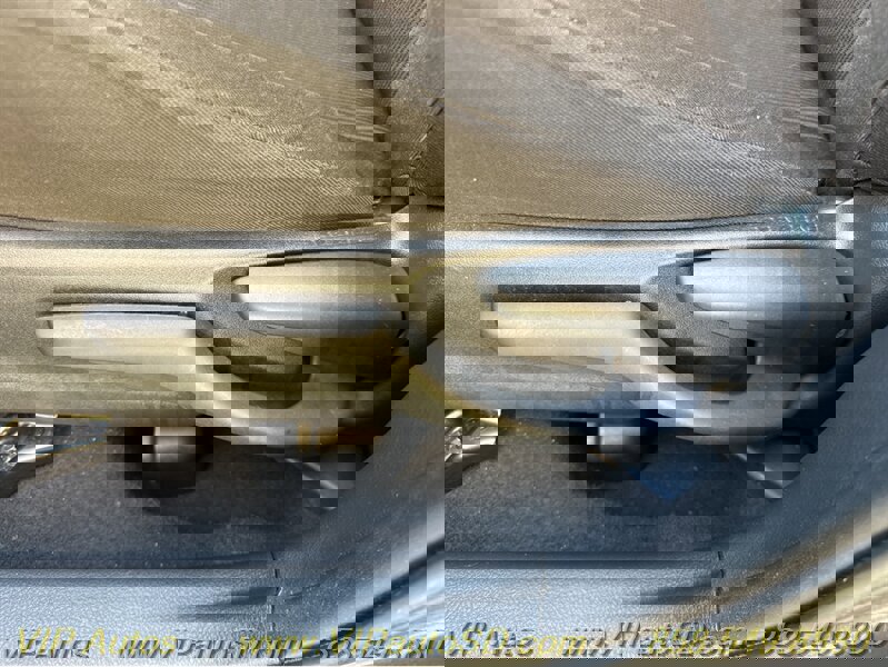 Used 2017 Toyota Yaris LE image 28