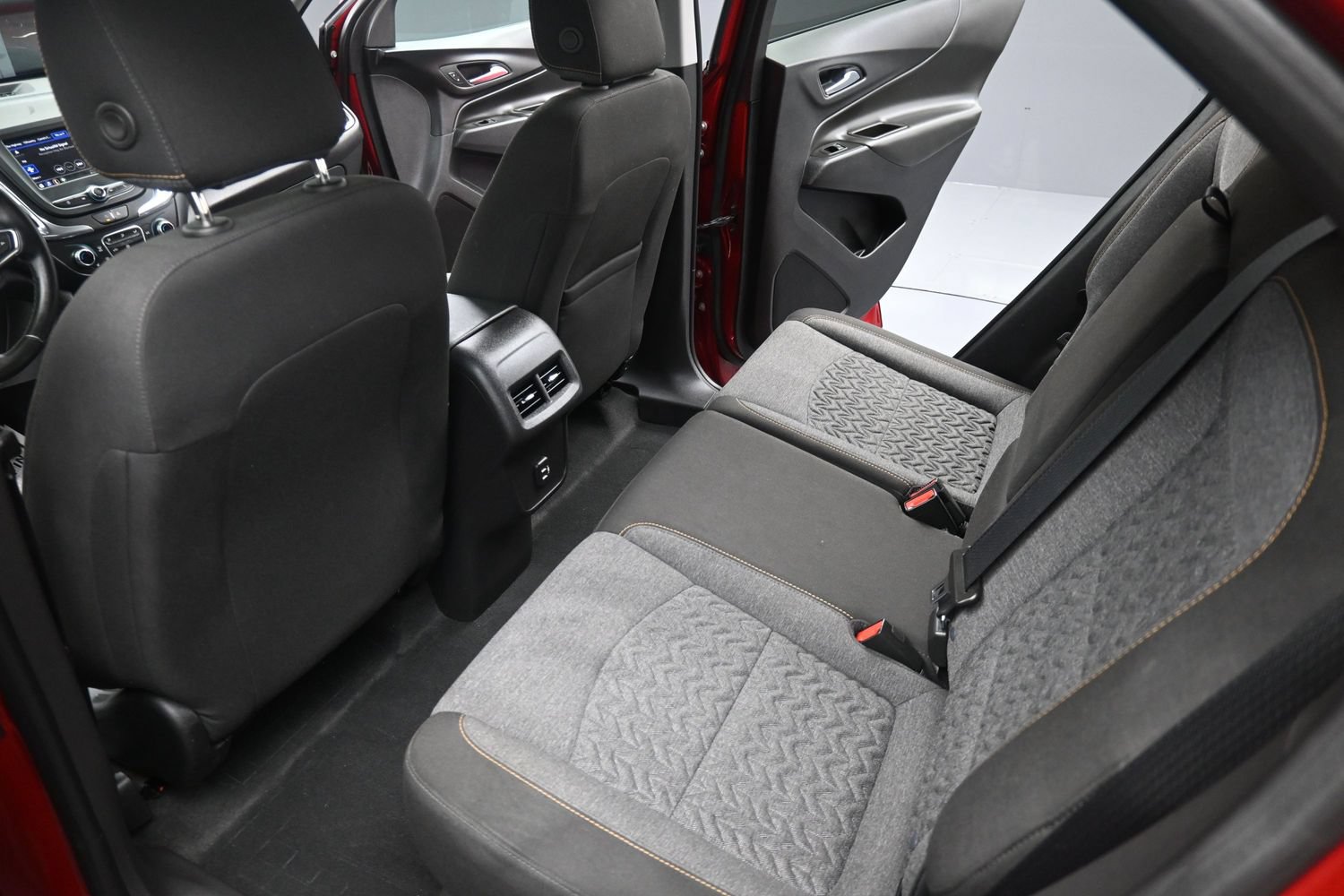 Used 2024 Chevrolet Equinox LT w/ LPO, Floor Liner Package AWD/4WD image 35