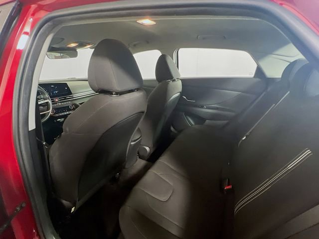 Used 2023 Hyundai Elantra SEL w/ Convenience Package FWD image 19