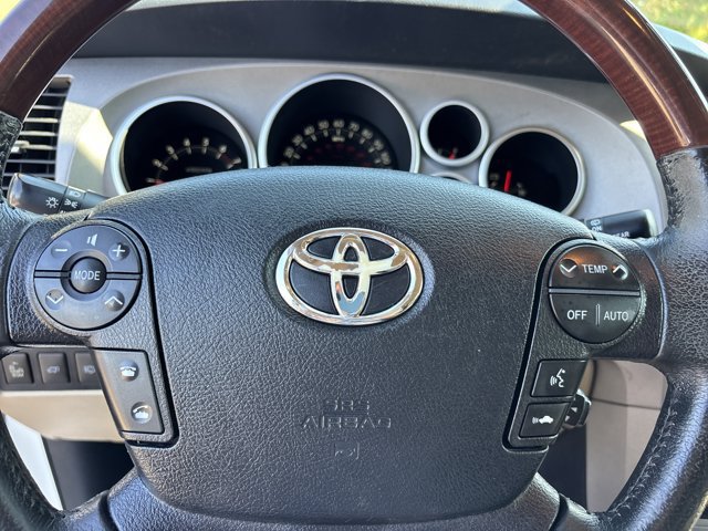 Used 2013 Toyota Sequoia Platinum AWD/4WD image 36