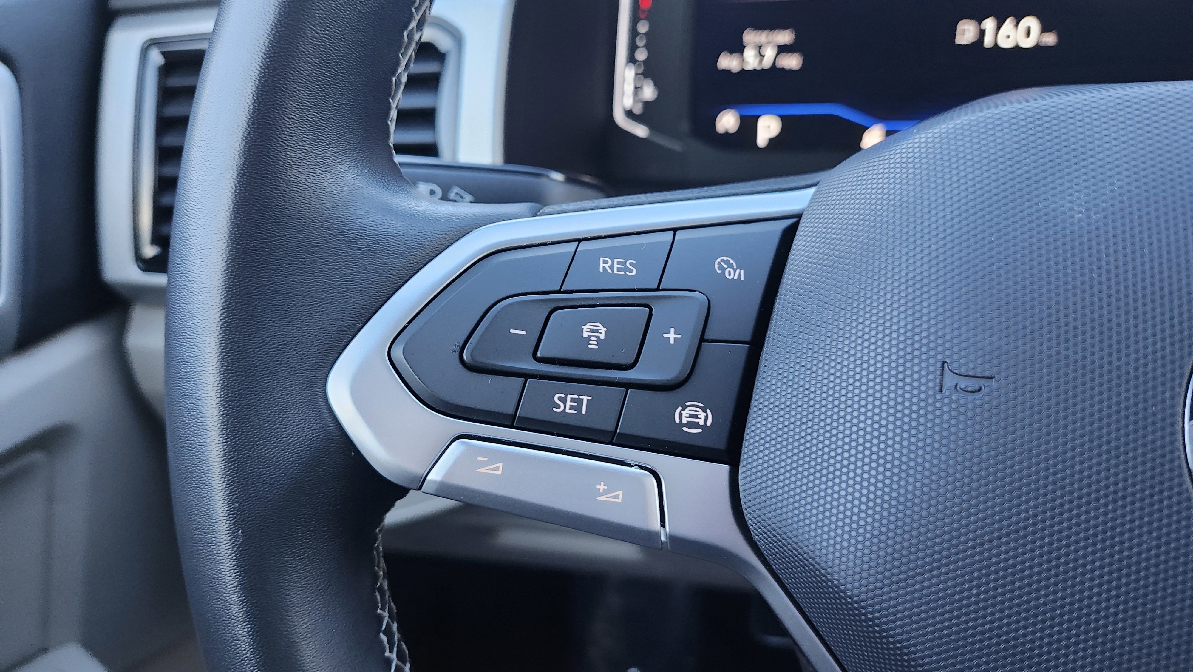 Used 2021 Volkswagen Atlas SEL image 39