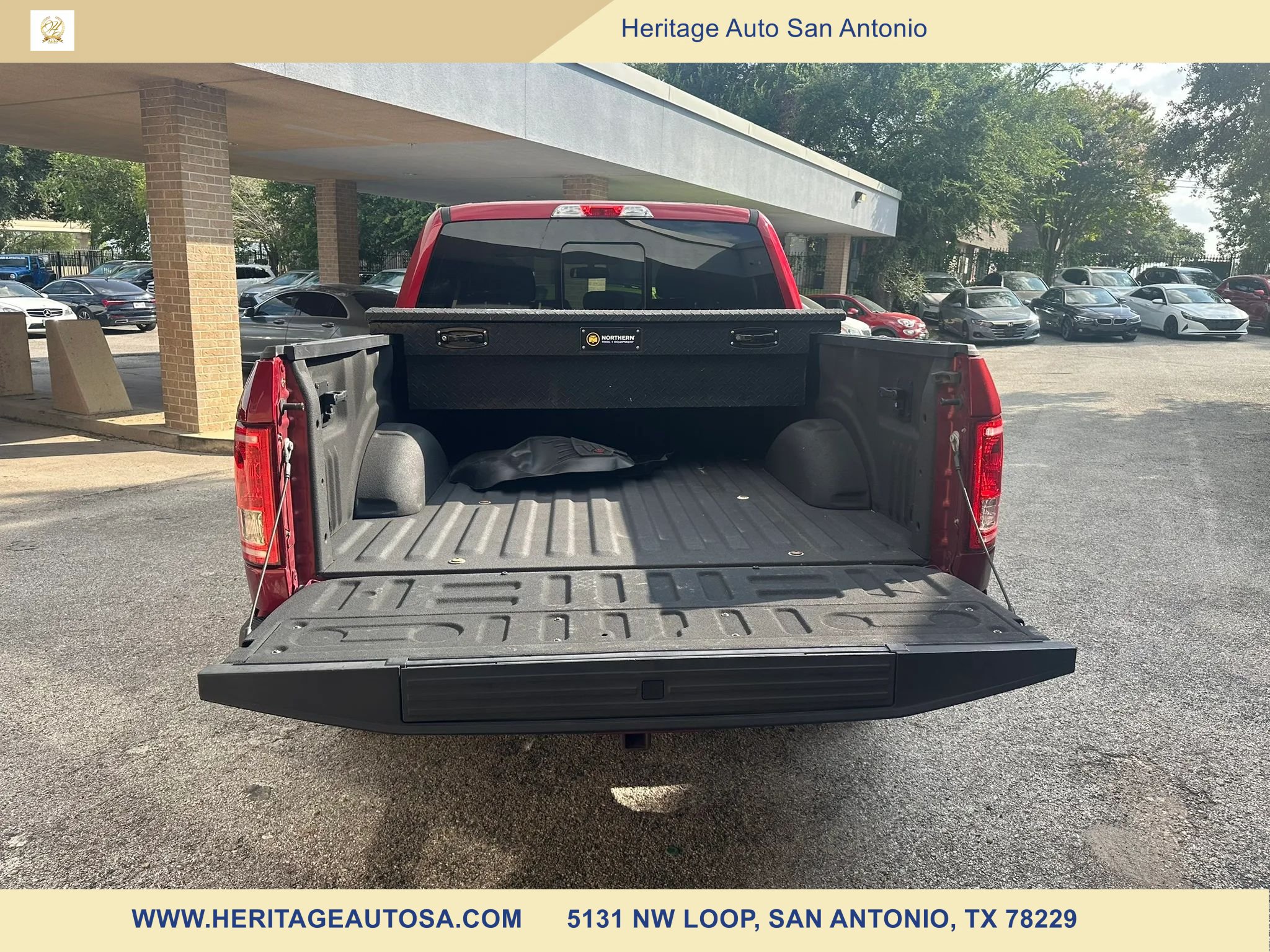 Used 2016 Ford F150 XLT w/ Equipment Group 302A Luxury RWD image 9