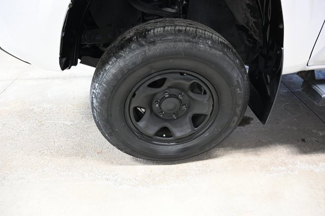 Used 2022 Toyota Tacoma SR image 28